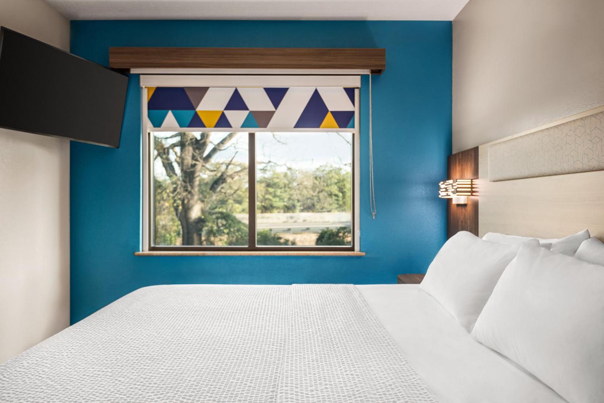 Holiday Inn Express & Suites Mobile West I-10 By Ihg Tillmans Corner Exteriér fotografie
